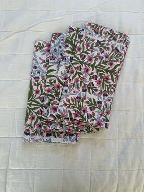 Julia amory floral Printed Cotton Napkins - Pink, Green & Blue